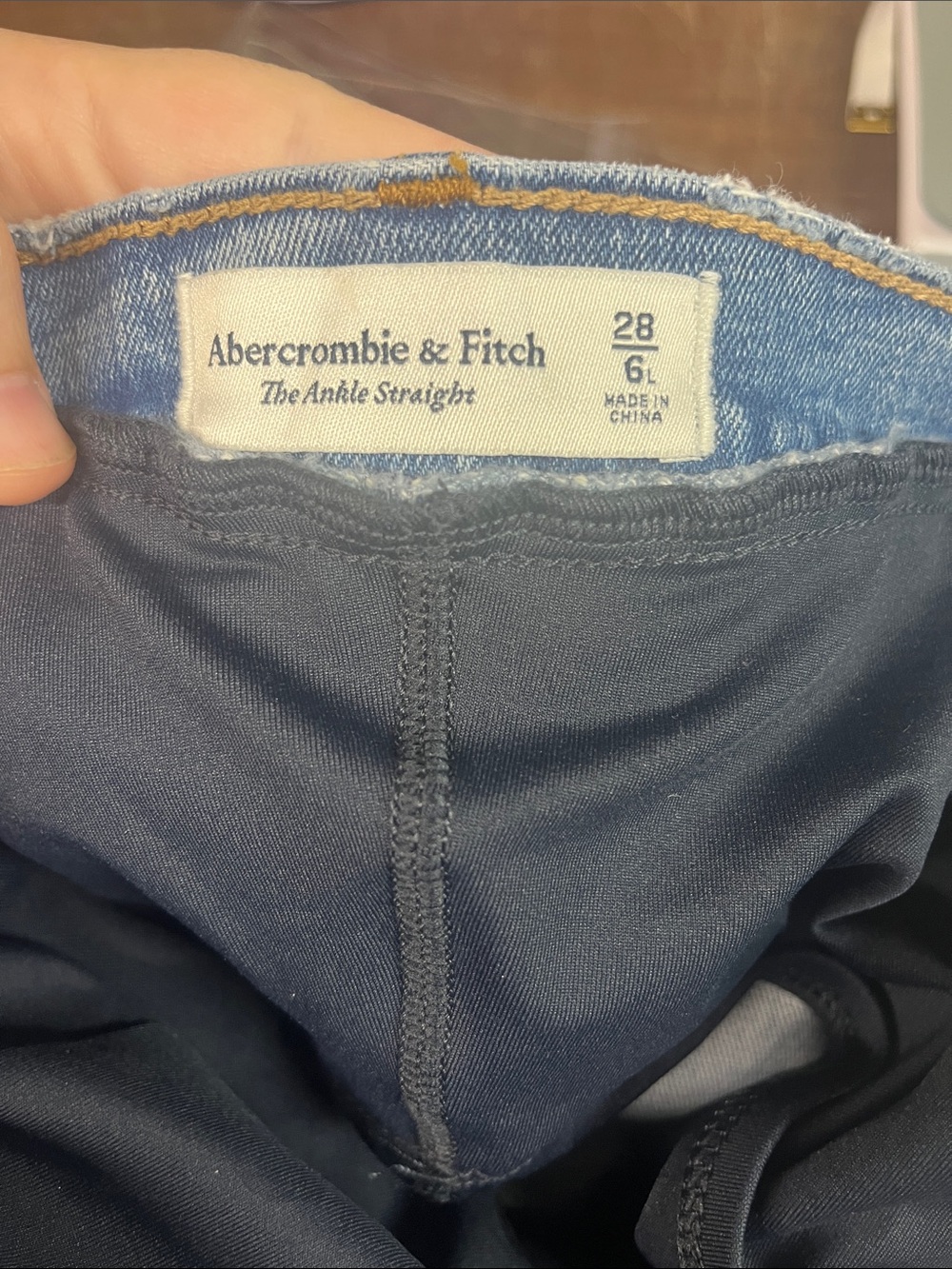 Abercrombie & Fitch Maternity Full Panel Ankle Straight Light Wash Jeans- 28 L - Picture 4 of 4